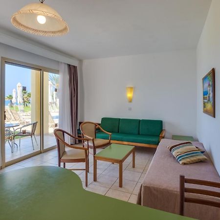 Panas Villas Ayia Napa Exterior photo