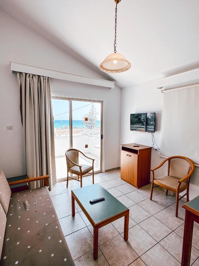 Panas Villas Ayia Napa Exterior photo